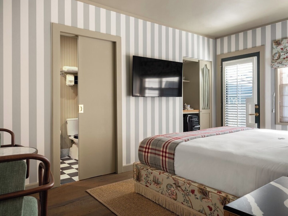 Le Petit Pali Brentwood West Los Angeles — Hotel rooms in Los Angeles, California