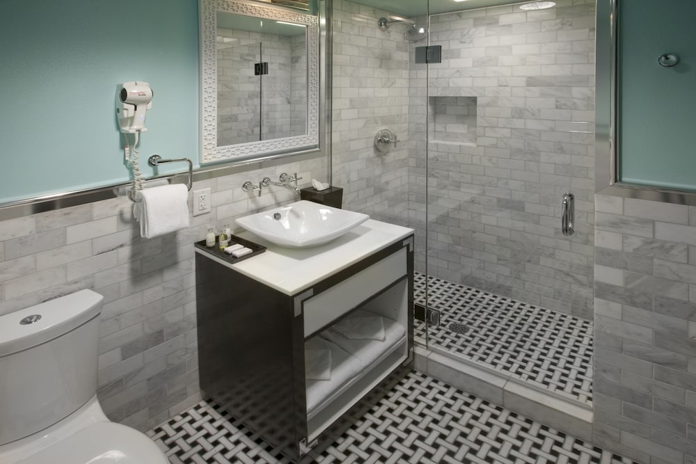 El Cortez Hotel and Casino - 21 and Over — Hotel rooms in Las Vegas, Nevada