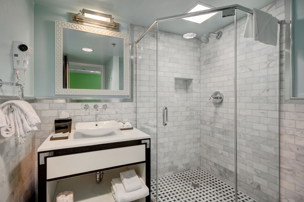 El Cortez Hotel and Casino - 21 and Over — Hotel rooms in Las Vegas, Nevada