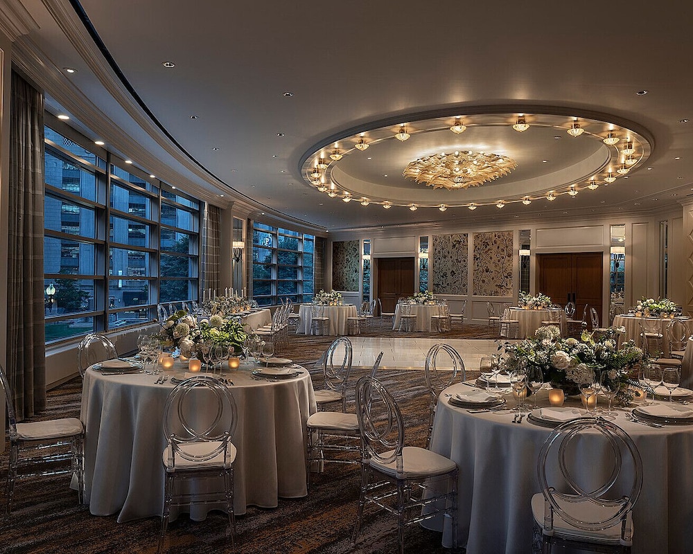 Four Seasons Hotel Boston — Hotel building in Boston, Massachusetts