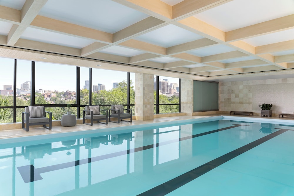 Four Seasons Hotel Boston — Swimming pool in Boston, Massachusetts