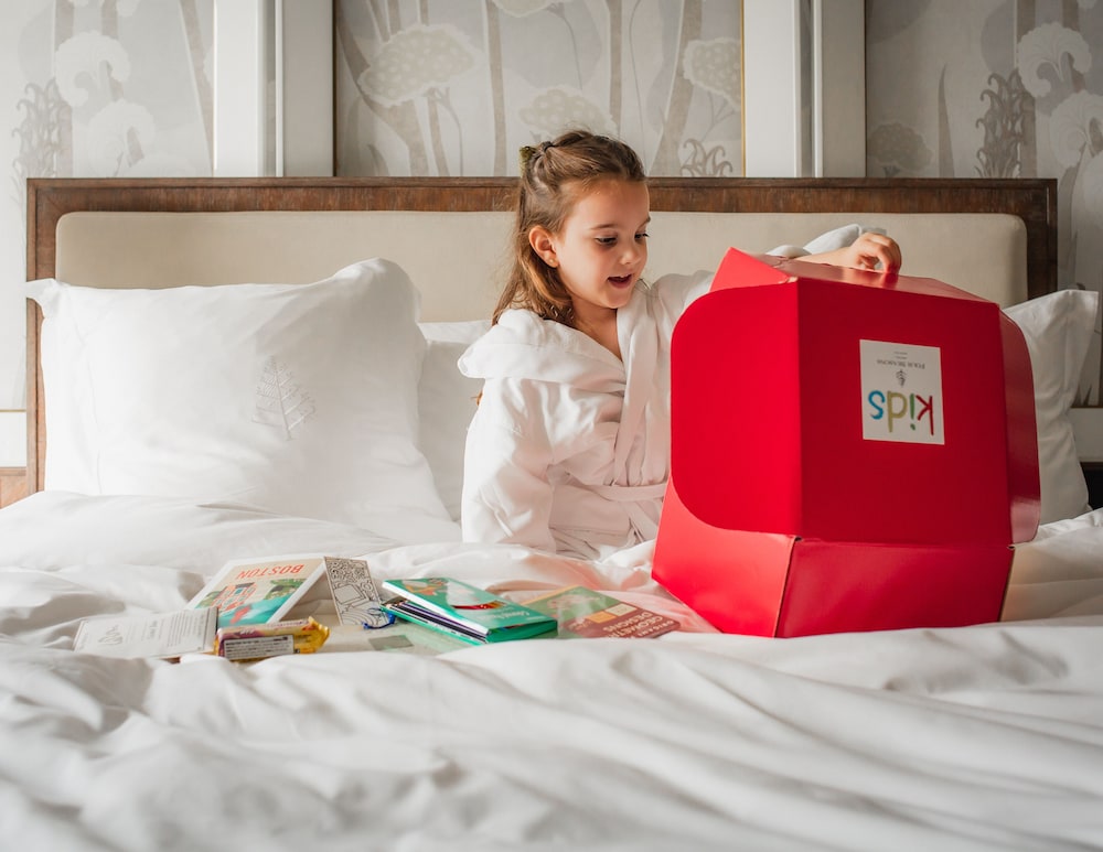 Four Seasons Hotel Boston — Hotel rooms in Boston, Massachusetts