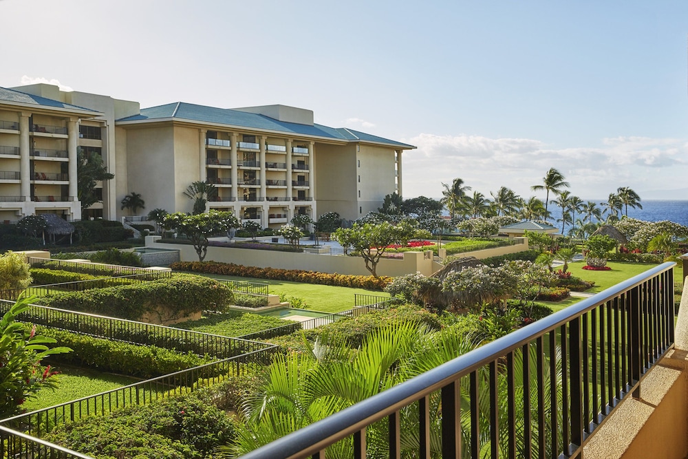 Four Seasons Resort Maui at Wailea — Hotel building in Kula, Hawaii