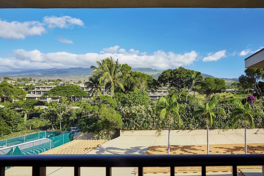 Four Seasons Resort Maui at Wailea — Hotel rooms in Kula, Hawaii