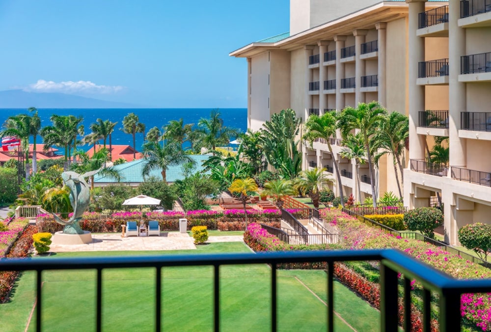 Four Seasons Resort Maui at Wailea — Hotel building in Kula, Hawaii