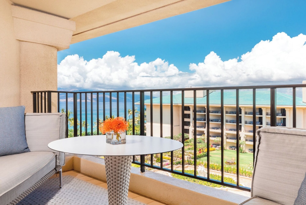 Four Seasons Resort Maui at Wailea — Hotel rooms in Kula, Hawaii