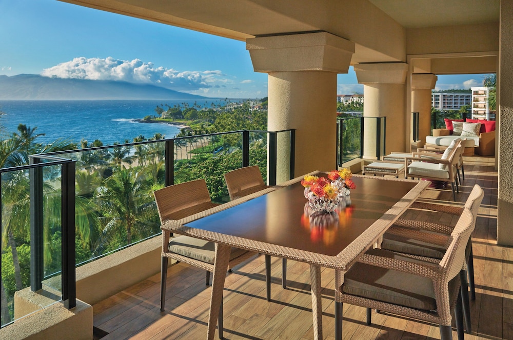 Four Seasons Resort Maui at Wailea — Hotel building in Kula, Hawaii