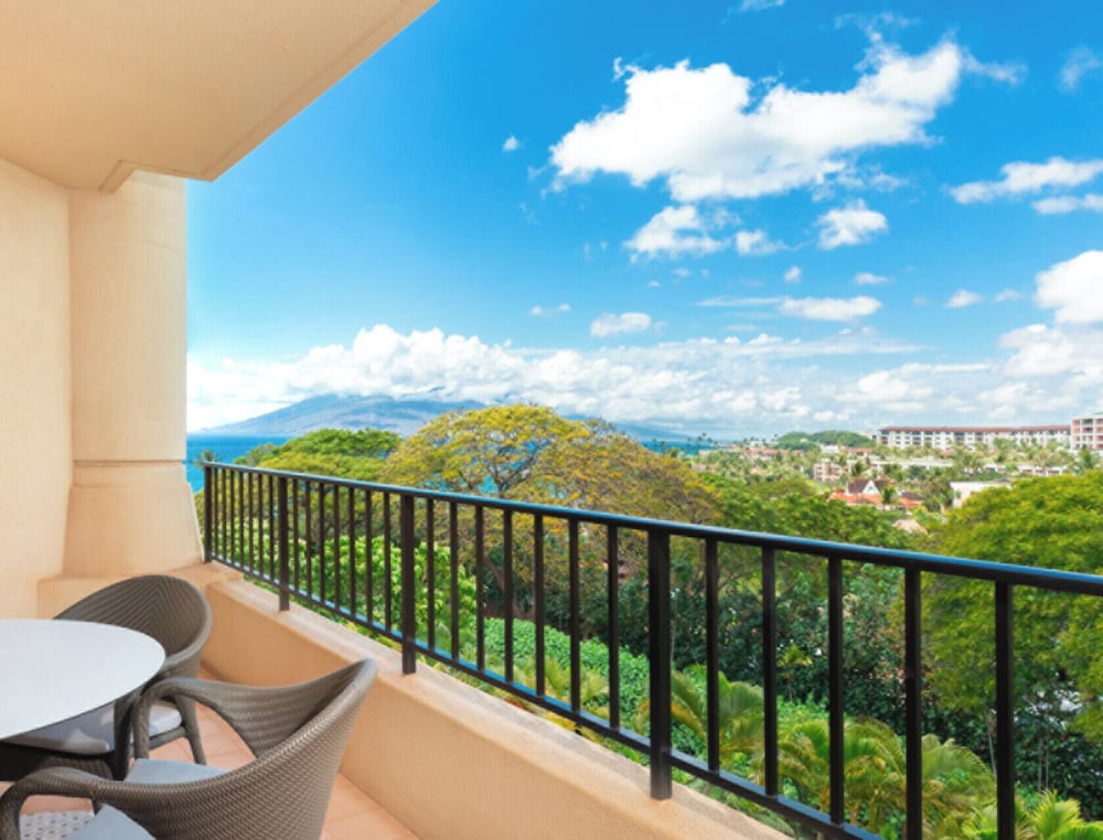 Four Seasons Resort Maui at Wailea — Hotel rooms in Kula, Hawaii