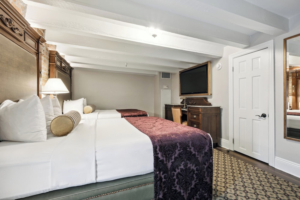 French Market Inn — Hotel rooms in New Orleans, Louisiana