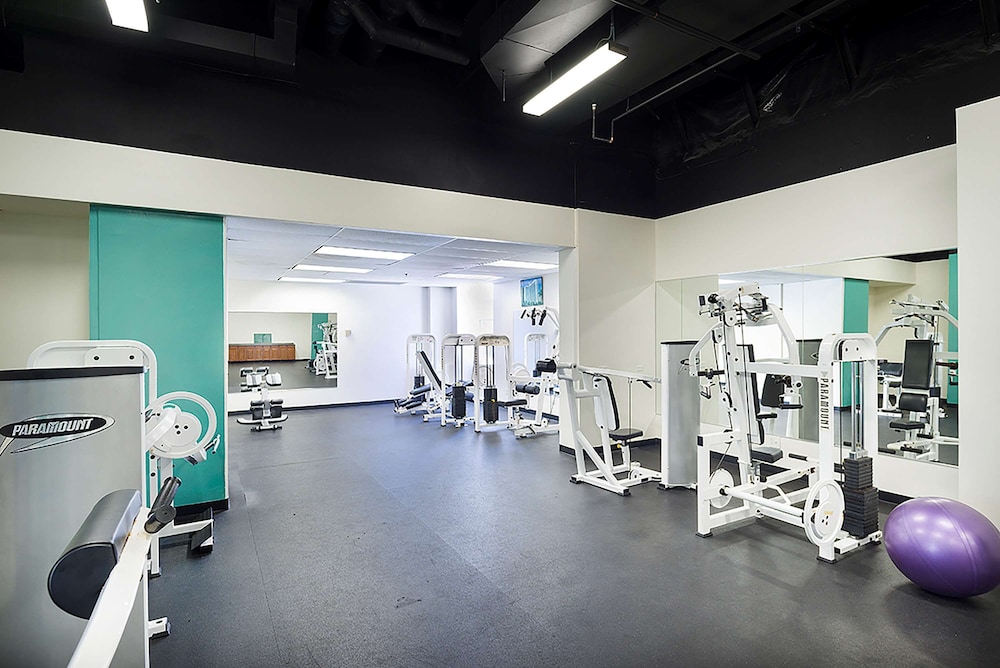 Ilikai Hotel & Luxury Suites — Sports & recreation in Honolulu, Hawaii