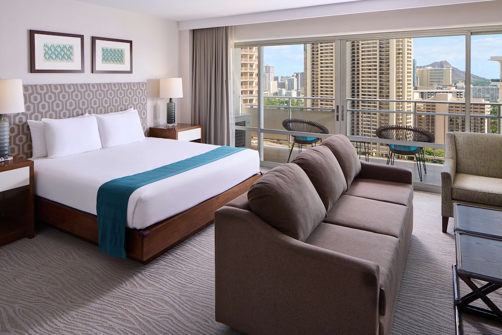 Ilikai Hotel & Luxury Suites — Hotel rooms in Honolulu, Hawaii