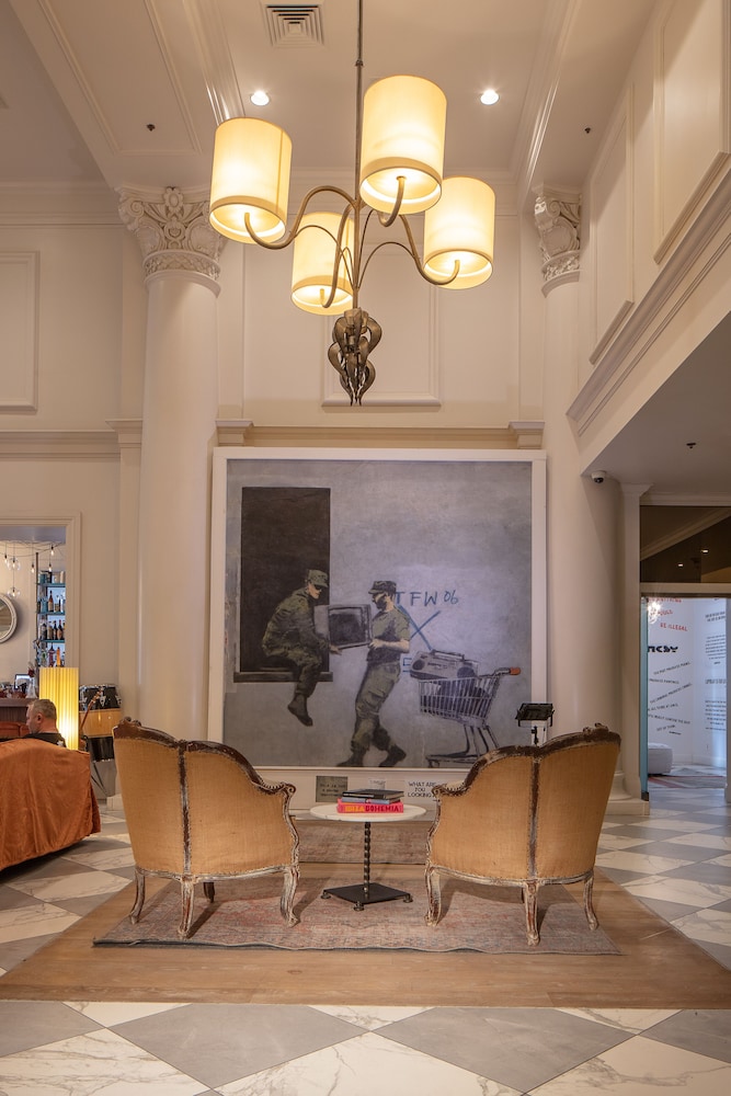 International House Hotel — Hotel building in New Orleans, Louisiana