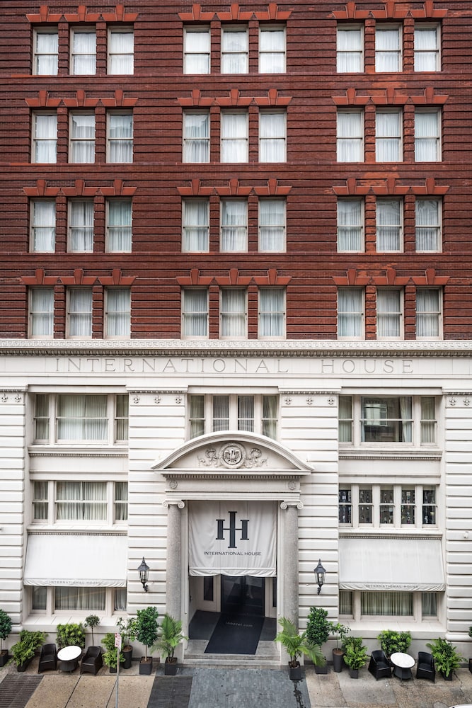 International House Hotel — Hotel building in New Orleans, Louisiana