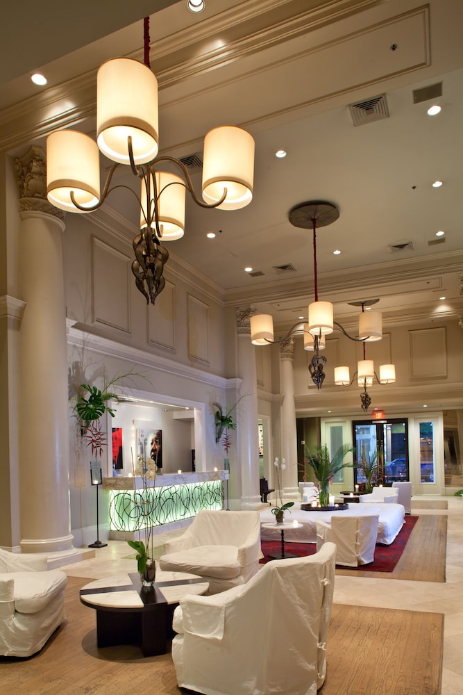 International House Hotel — Hotel building in New Orleans, Louisiana