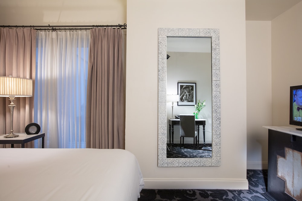International House Hotel — Hotel rooms in New Orleans, Louisiana
