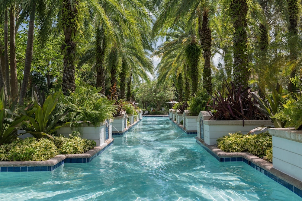Marriott's Lakeshore Reserve — Swimming pool in Orlando, Florida