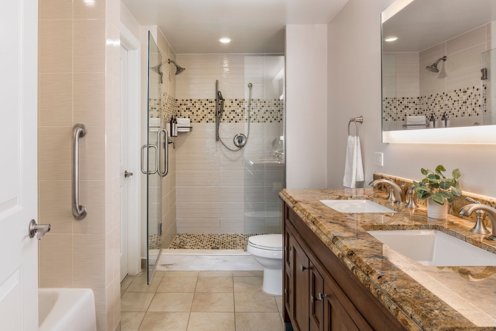 Marriott's Lakeshore Reserve — Hotel rooms in Orlando, Florida