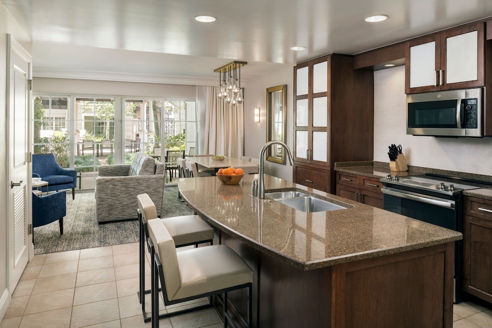 Marriott's Lakeshore Reserve — Hotel rooms in Orlando, Florida
