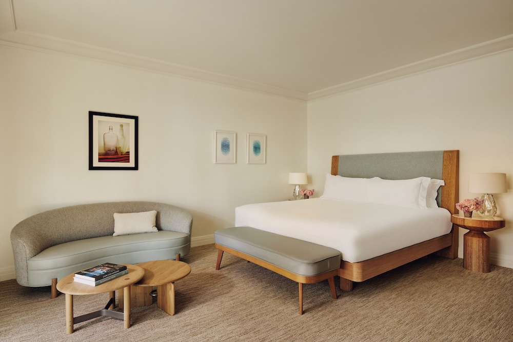 The Maybourne Beverly Hills, Maybourne — Hotel rooms in Beverly Hills, California