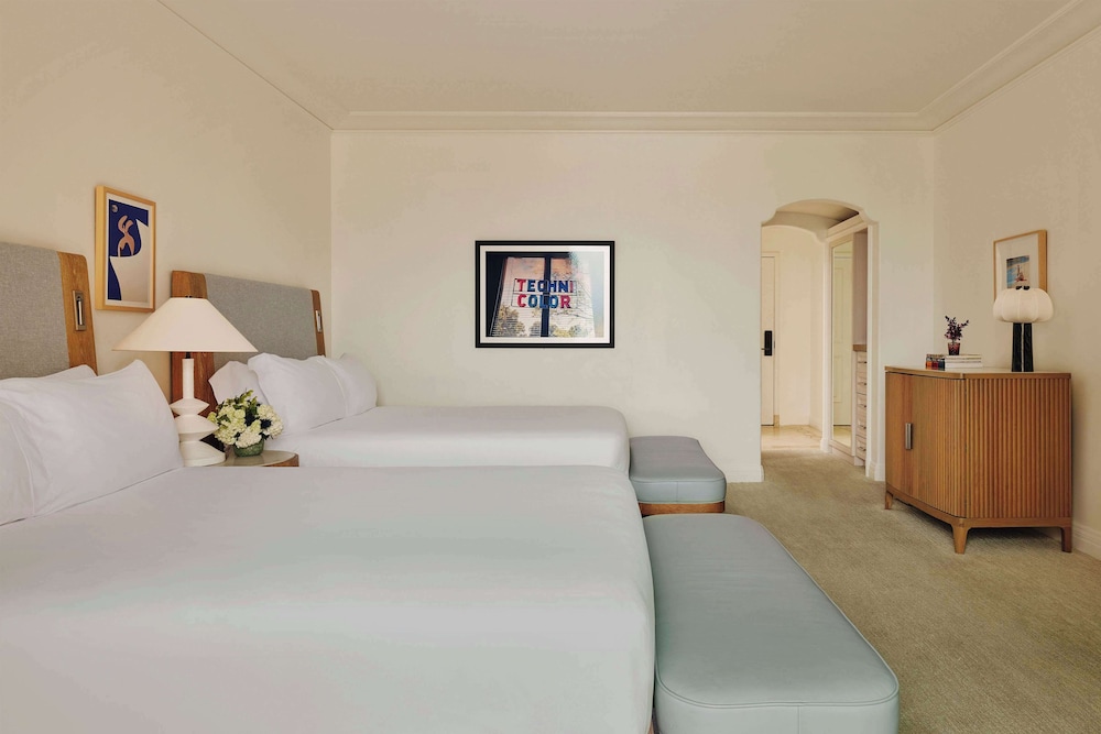 The Maybourne Beverly Hills, Maybourne — Hotel rooms in Beverly Hills, California