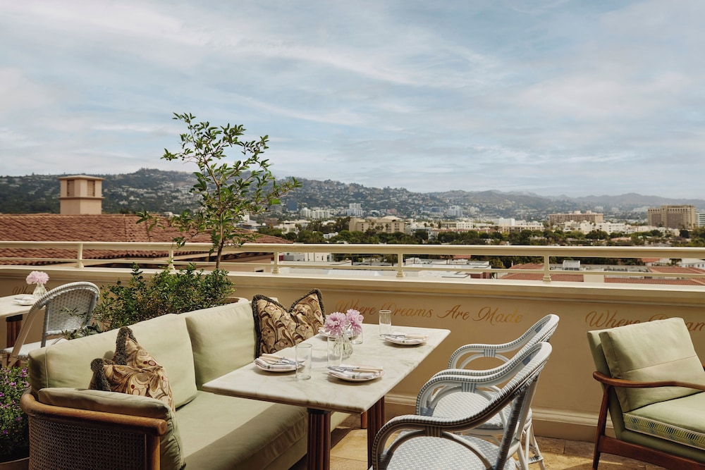 The Maybourne Beverly Hills, Maybourne — Restaurant & bars in Beverly Hills, California