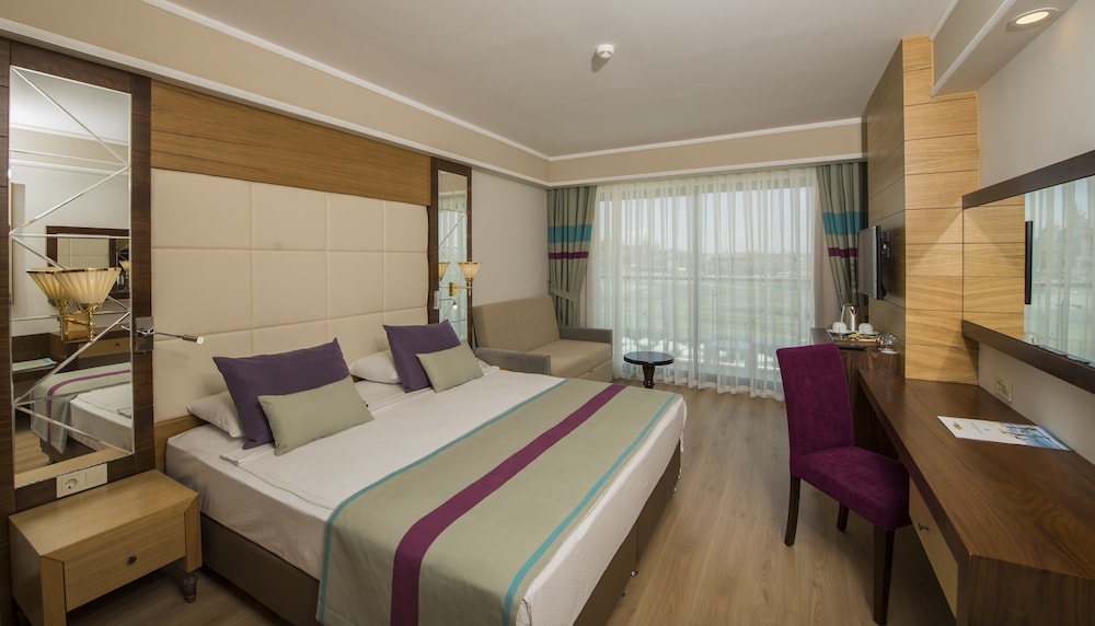 Dream World Aqua Hotel - All Inclusive — Rooms in Side