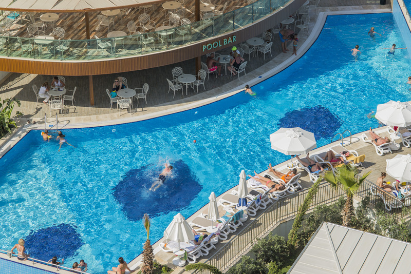Dream World Aqua Hotel - All Inclusive — Side