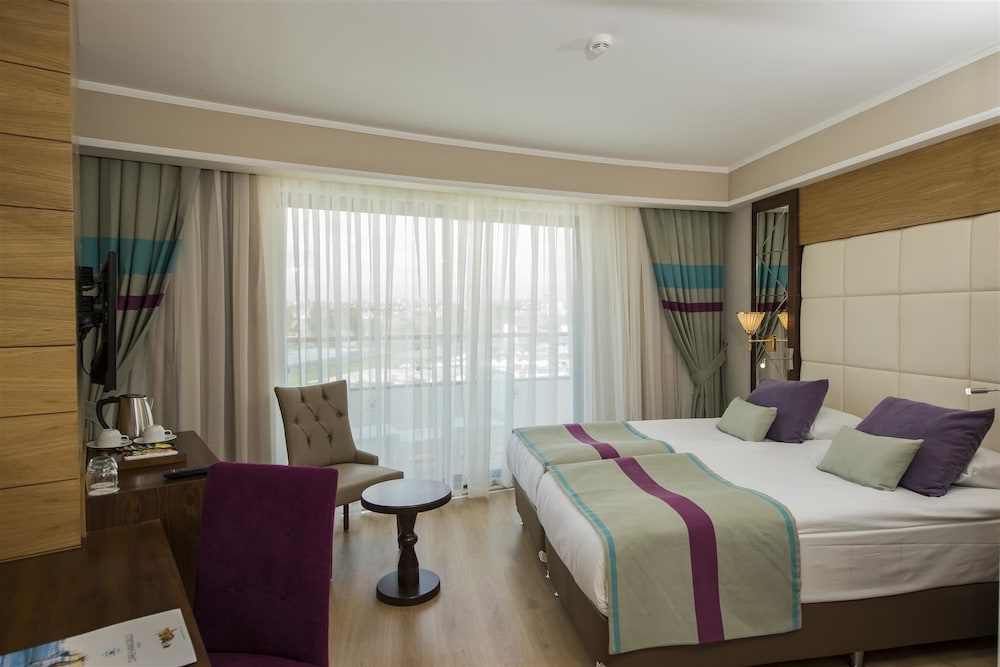 Dream World Aqua Hotel - All Inclusive — Rooms in Side