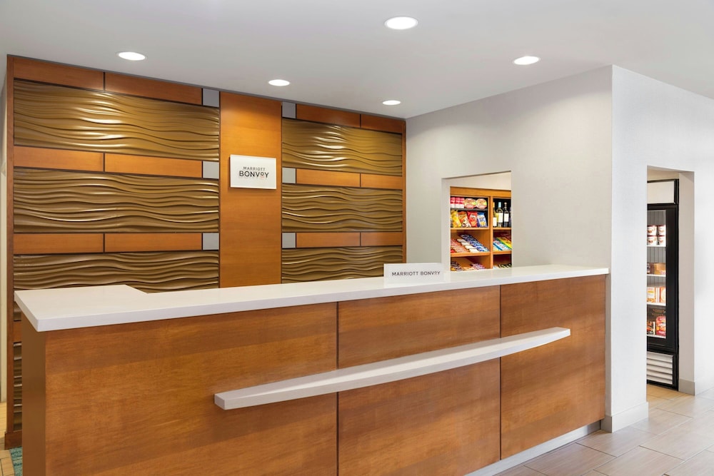 SpringHill Suites Detroit Auburn Hills — Hotel building in Auburn Hills, Michigan