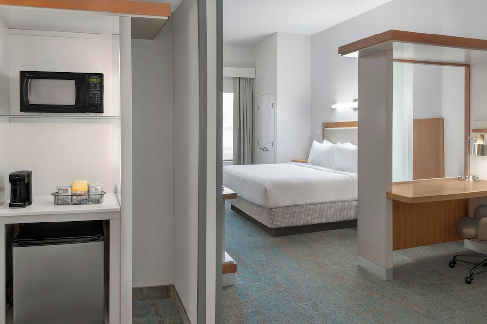 SpringHill Suites Detroit Auburn Hills — Hotel rooms in Auburn Hills, Michigan