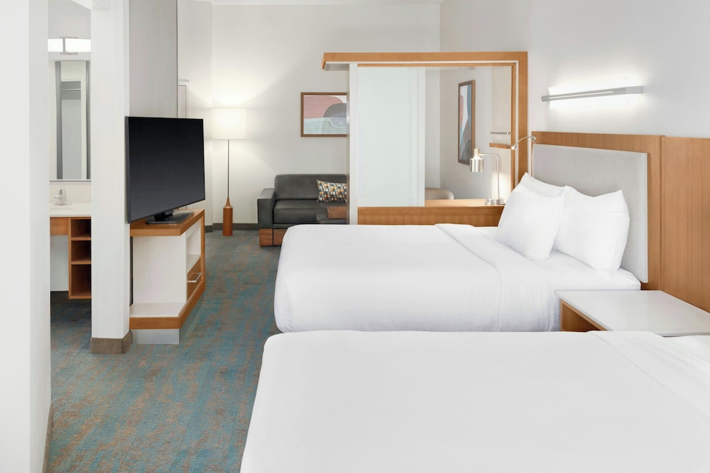 SpringHill Suites Detroit Auburn Hills — Hotel rooms in Auburn Hills, Michigan