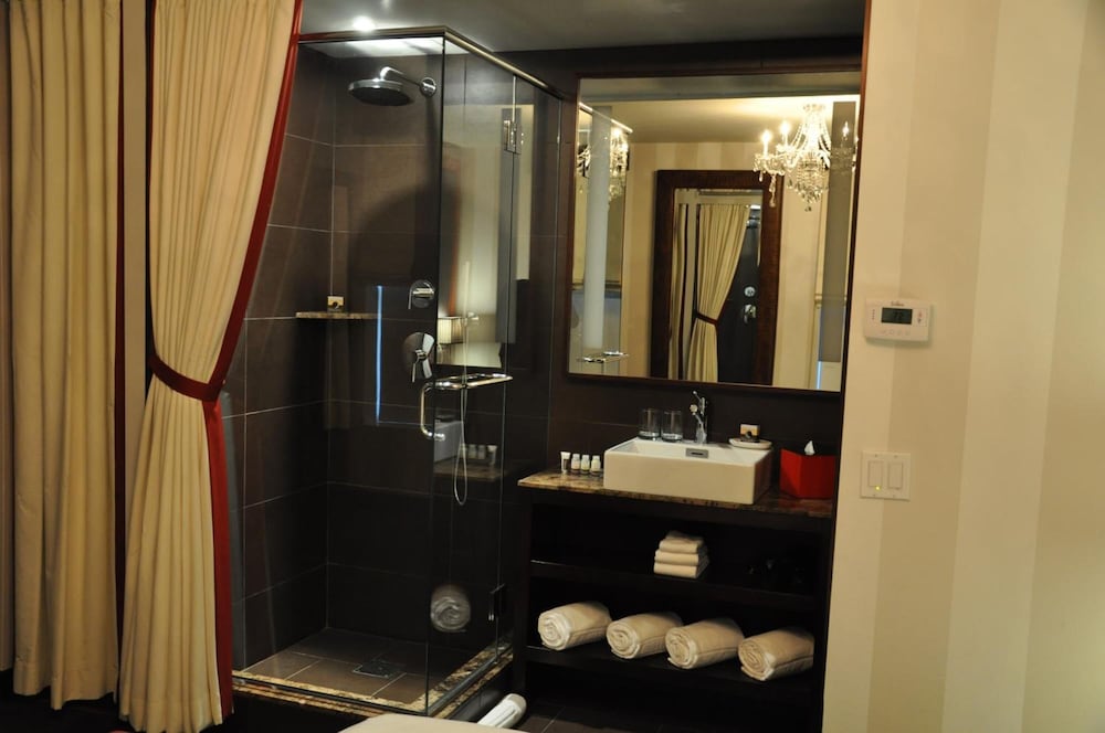 Sanctuary Hotel New York — Hotel rooms in New York City, New York State