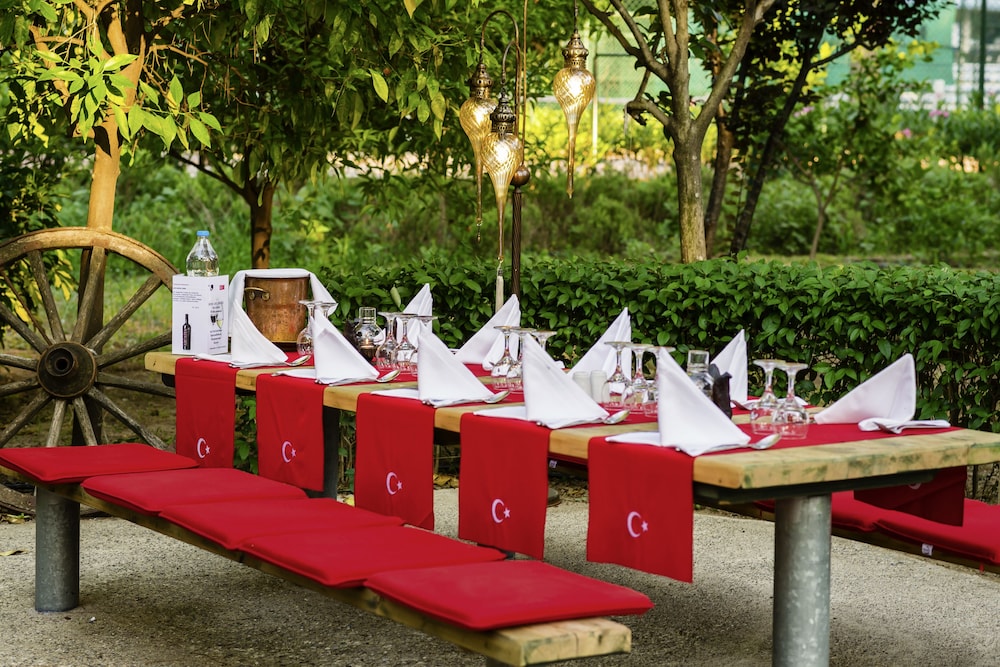 ROBINSON PAMFILYA - All Inclusive — Restaurant & bars in Side