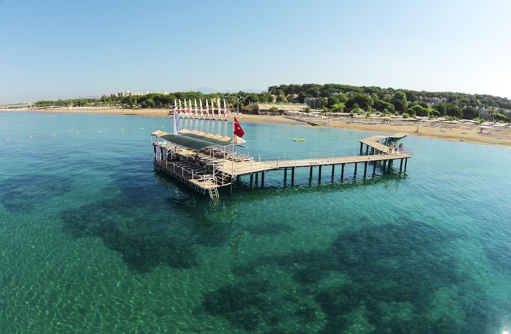 ROBINSON PAMFILYA - All Inclusive — Beach in Side