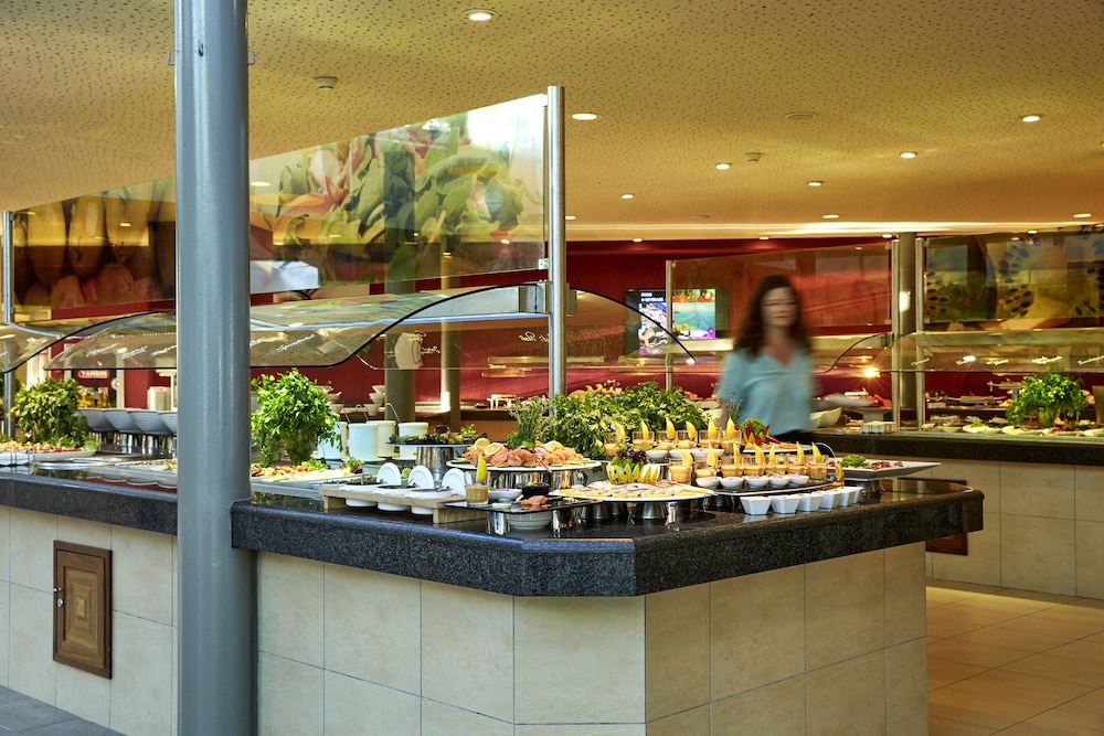 ROBINSON PAMFILYA - All Inclusive — Restaurant & bars in Side