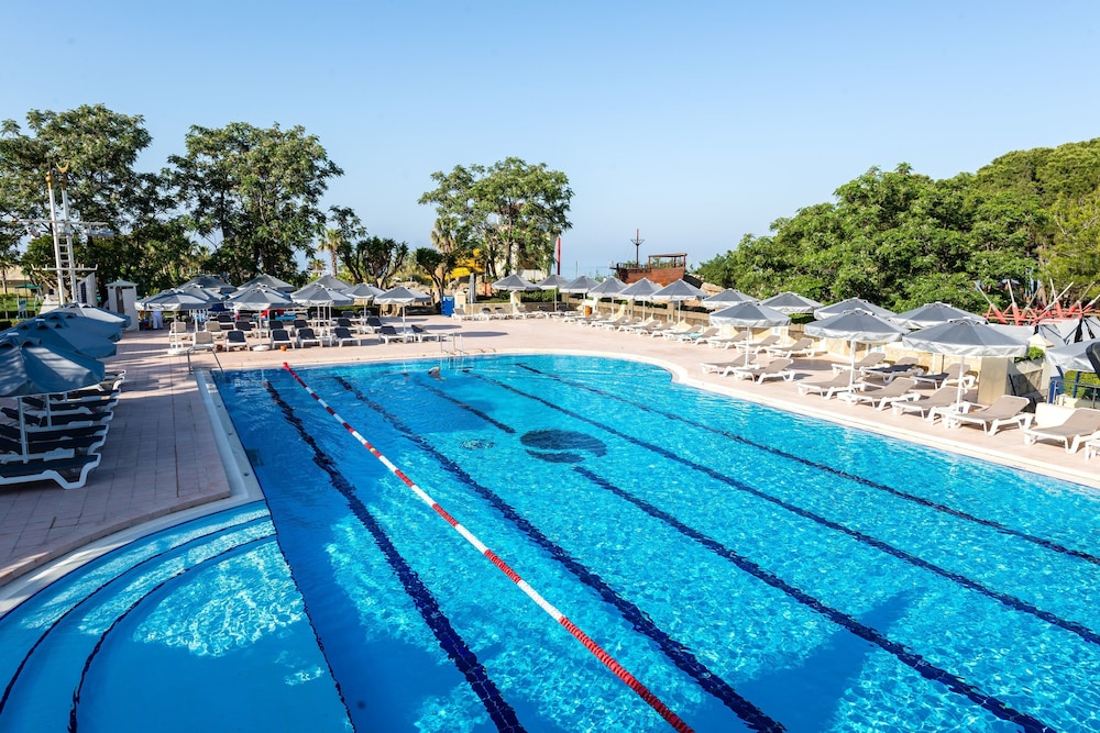 ROBINSON PAMFILYA - All Inclusive — Swimming pool in Side