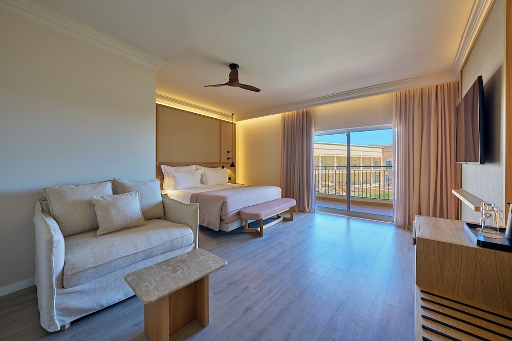 PortoBay Blue Ocean — Hotel rooms in Albufeira, Faro