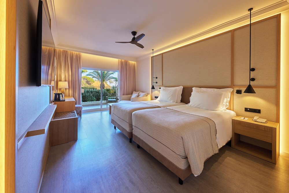 PortoBay Blue Ocean — Hotel rooms in Albufeira, Faro