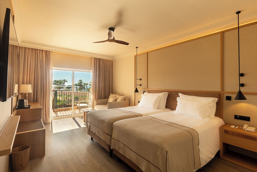 PortoBay Blue Ocean — Hotel rooms in Albufeira, Faro