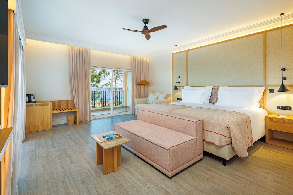 PortoBay Blue Ocean — Hotel rooms in Albufeira, Faro
