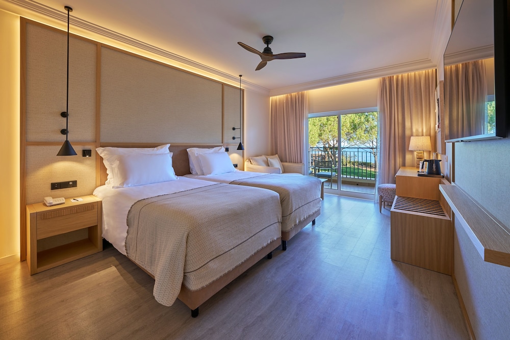 PortoBay Blue Ocean — Hotel rooms in Albufeira, Faro