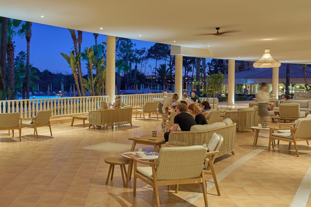 PortoBay Blue Ocean — Restaurant & bars in Albufeira, Faro
