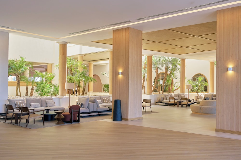 PortoBay Blue Ocean — Hotel building in Albufeira, Faro