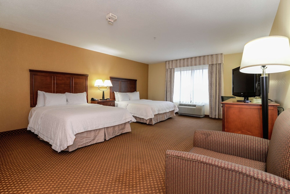 Hampton Inn & Suites Detroit/Chesterfield Township — Hotel rooms in Chesterfield, Michigan
