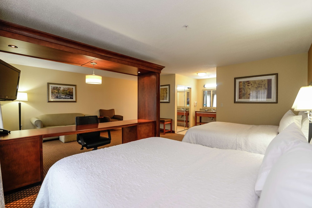 Hampton Inn & Suites Detroit/Chesterfield Township — Hotel rooms in Chesterfield, Michigan