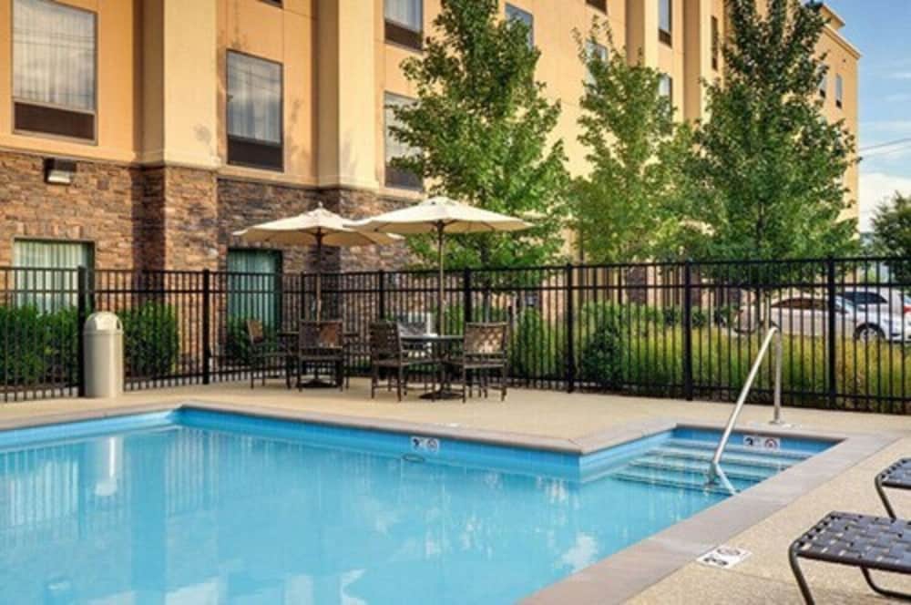 Hampton Inn & Suites Nashville @ Opryland — Main photo in Nashville, Tennessee