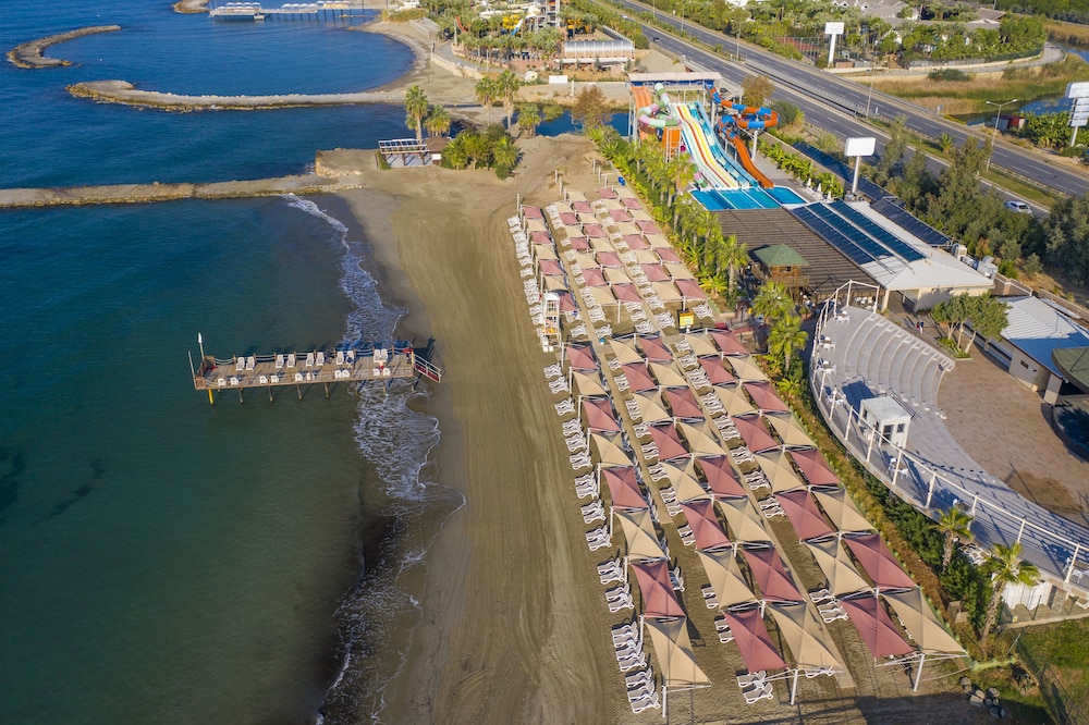 Haydarpasha Palace — Beach in Alanya