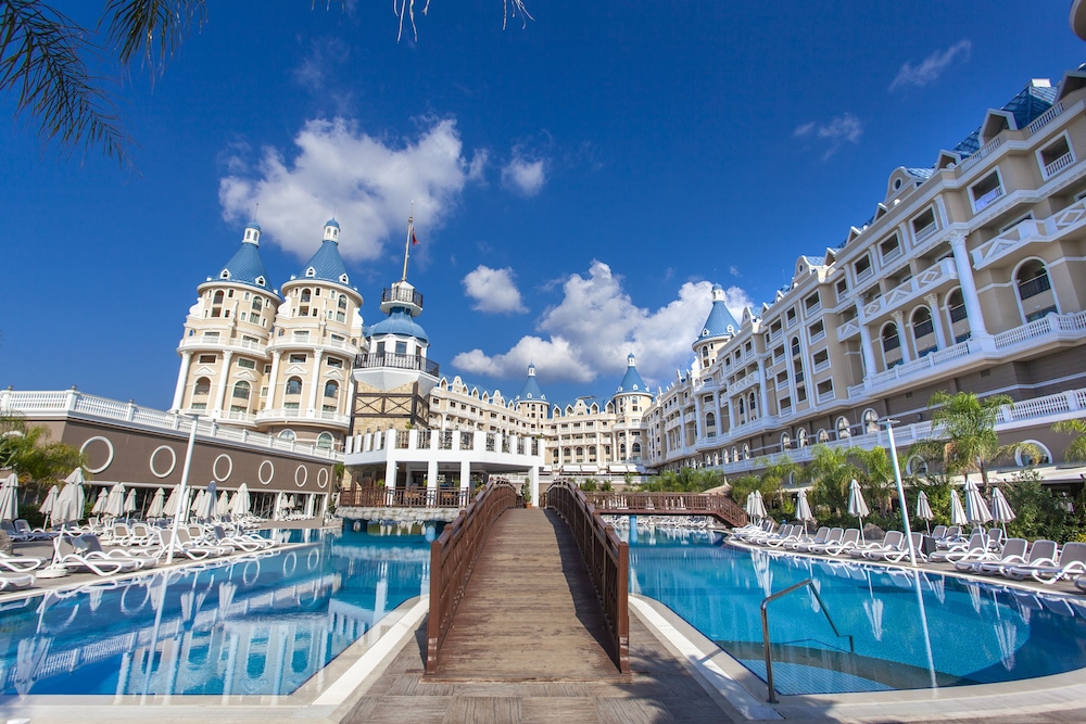 Haydarpasha Palace — Hotel building in Alanya