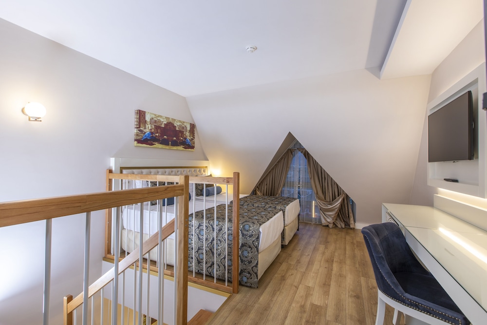 Haydarpasha Palace — Hotel rooms in Alanya