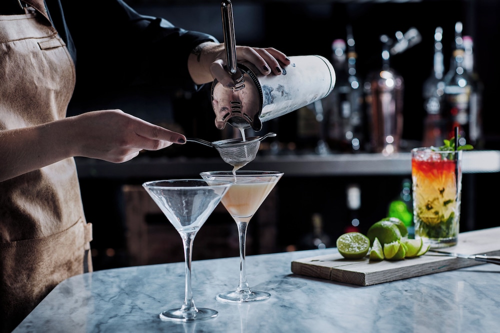 Crowne Plaza Ft. Myers Gulf Coast by IHG — Restaurant & bars in Fort Myers, Florida